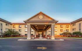 Quality Inn And Suites Hannibal Missouri